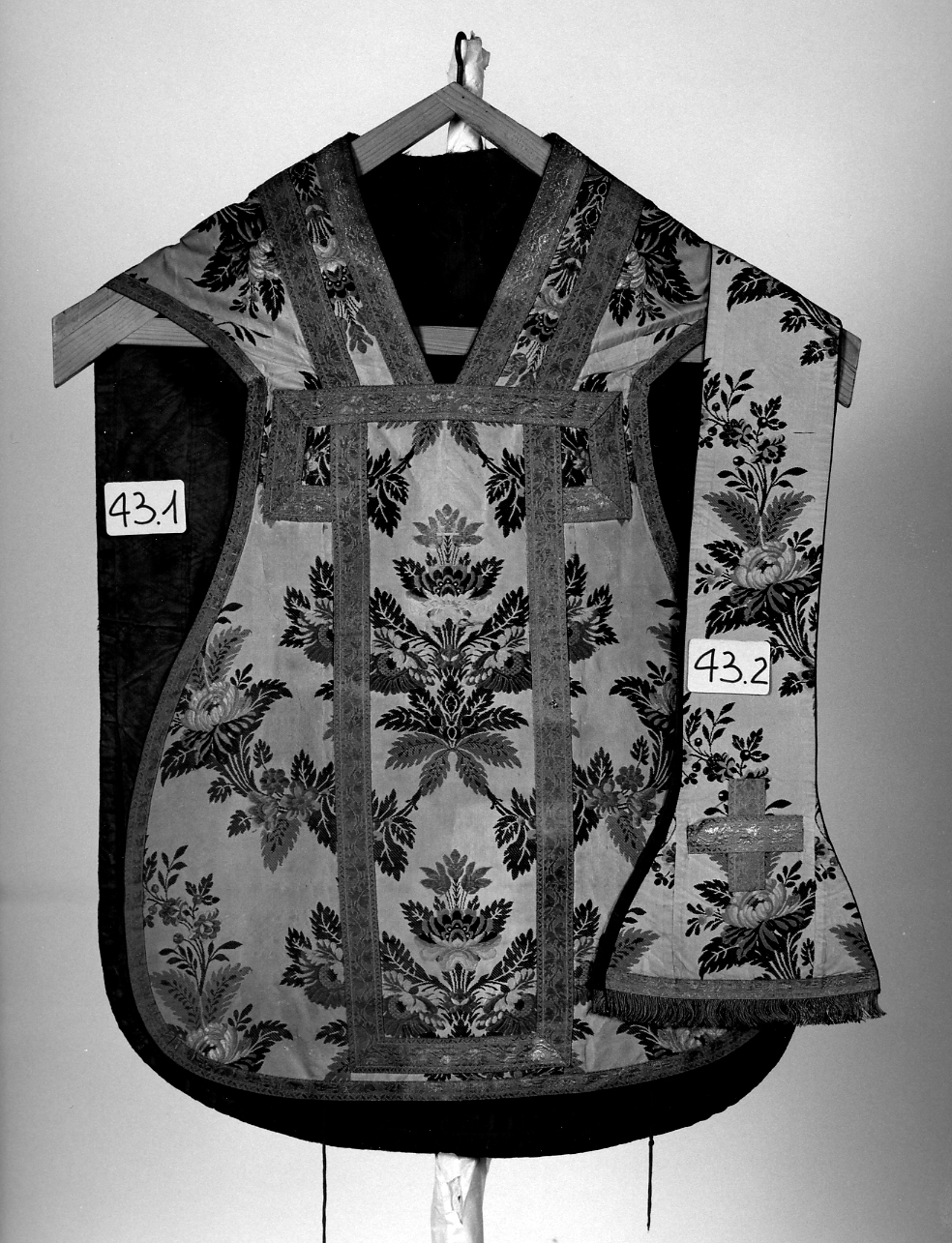 pianeta, elemento d'insieme - manifattura veneta (prima metà sec. XVIII)