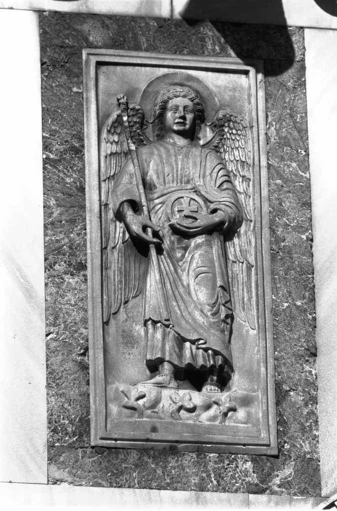 arcangelo con il globo (rilievo) - ambito veneto (sec. XIX)