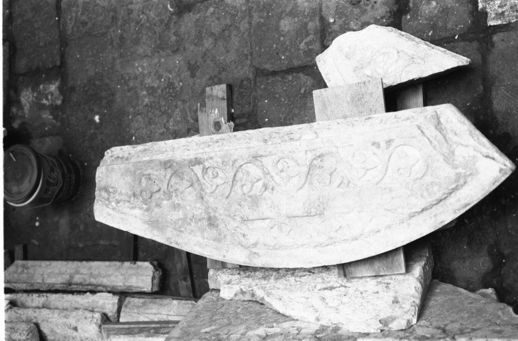 gradino, frammento - ambito veneto (sec. XI)