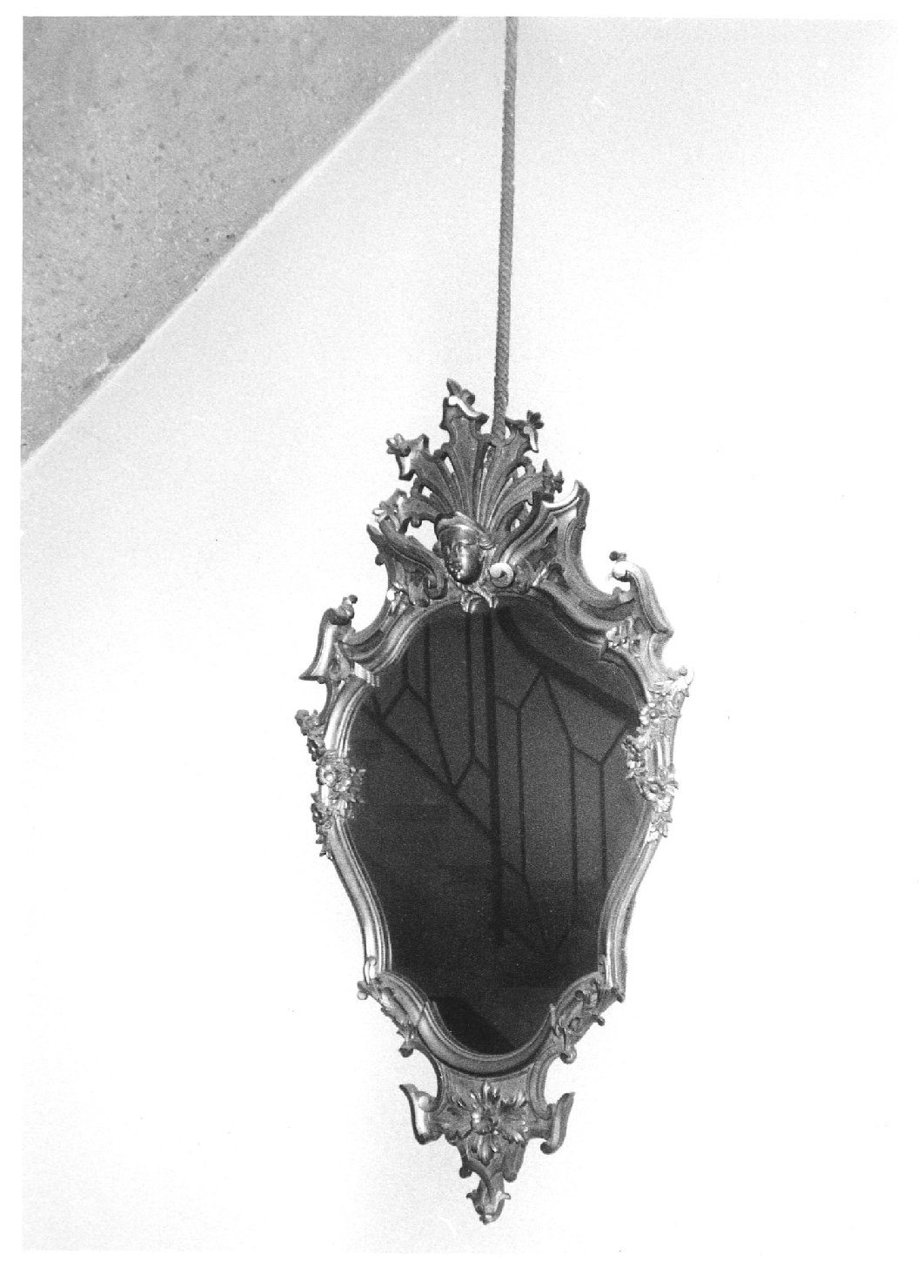 specchiera, opera isolata - manifattura veneziana (sec. XIX)