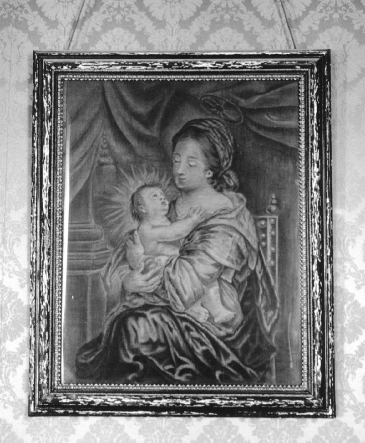 Madonna con Bambino (arazzo, opera isolata) - bottega romana (metà sec. XVIII)