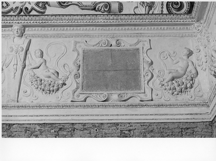 motivi decorativi (decorazione plastica, elemento d'insieme) di Rubini Lorenzo (attribuito) (sec. XVI)