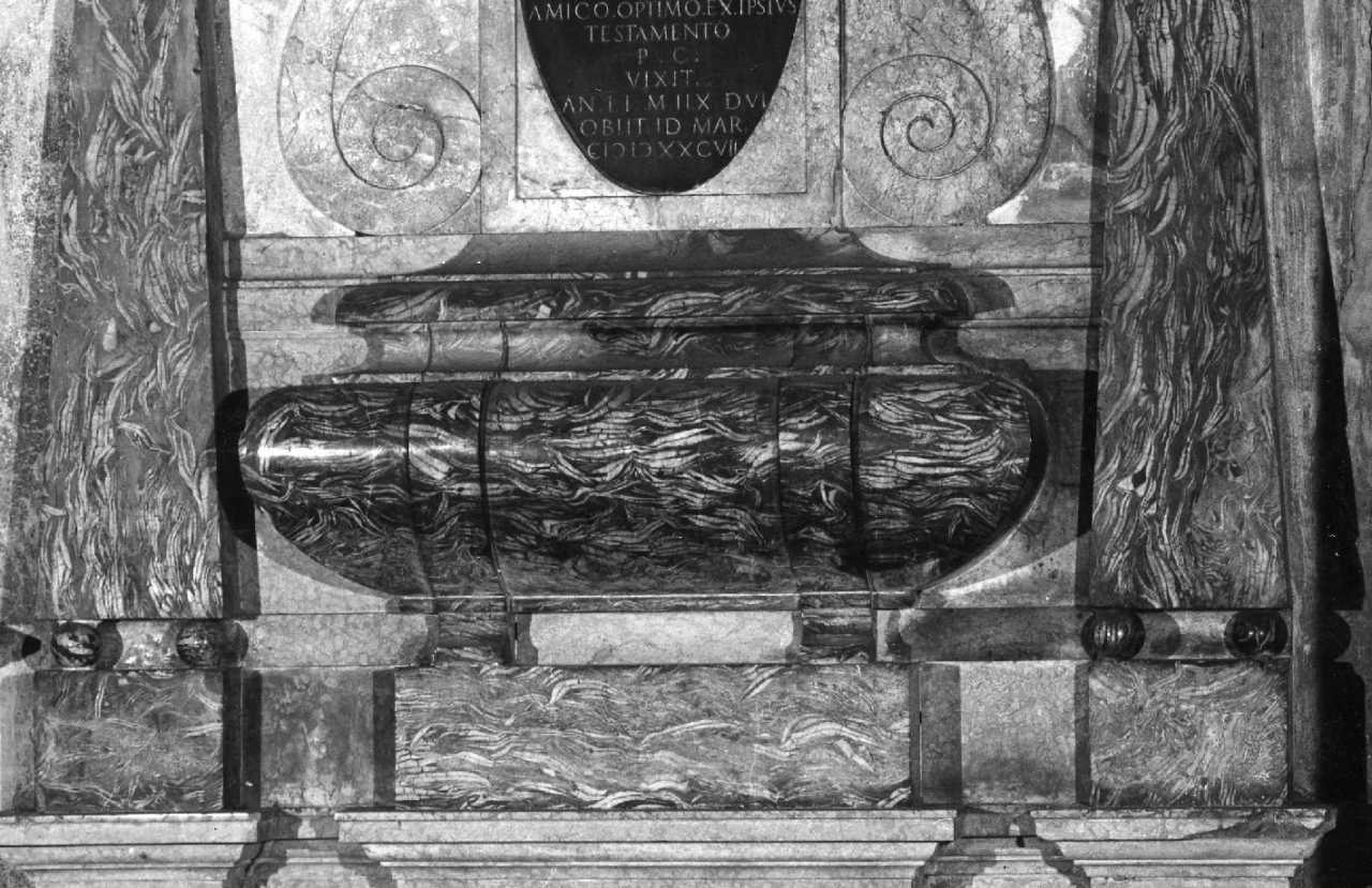 sarcofago di Curtoni Domenico (attribuito) (sec. XVI)