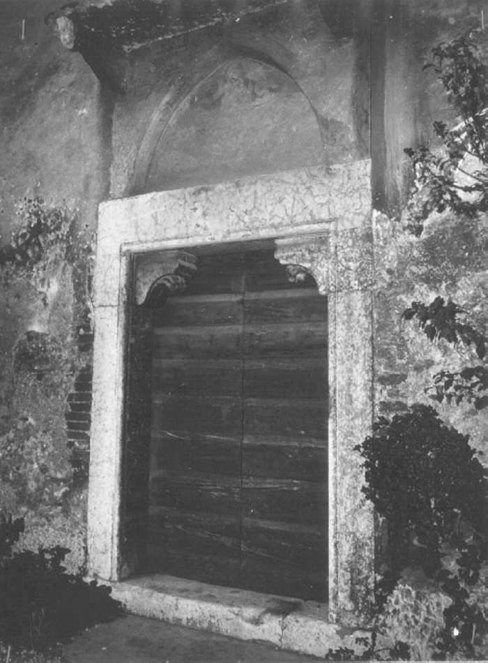 portale - bottega veronese (sec. XV)