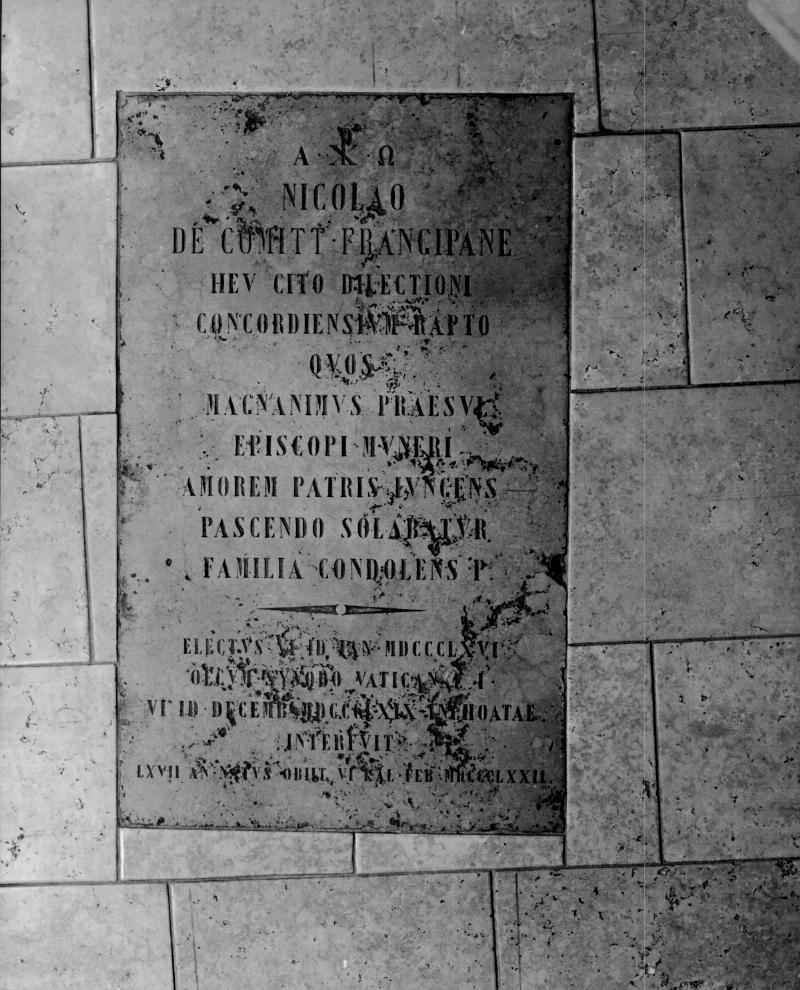 lapide tombale - ambito veneto (sec. XIX)