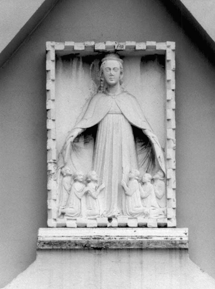 Madonna della Misericordia (rilievo) - ambito veneto (sec. XV)