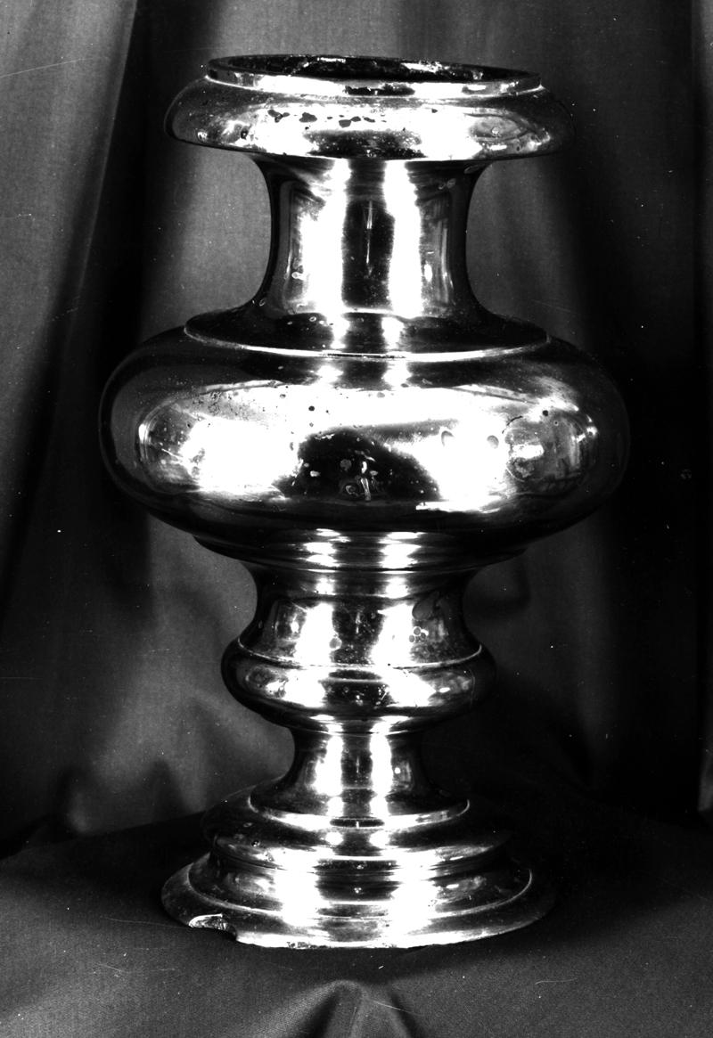 vaso d'altare con composizione floreale, serie - bottega veneta (sec. XVI)