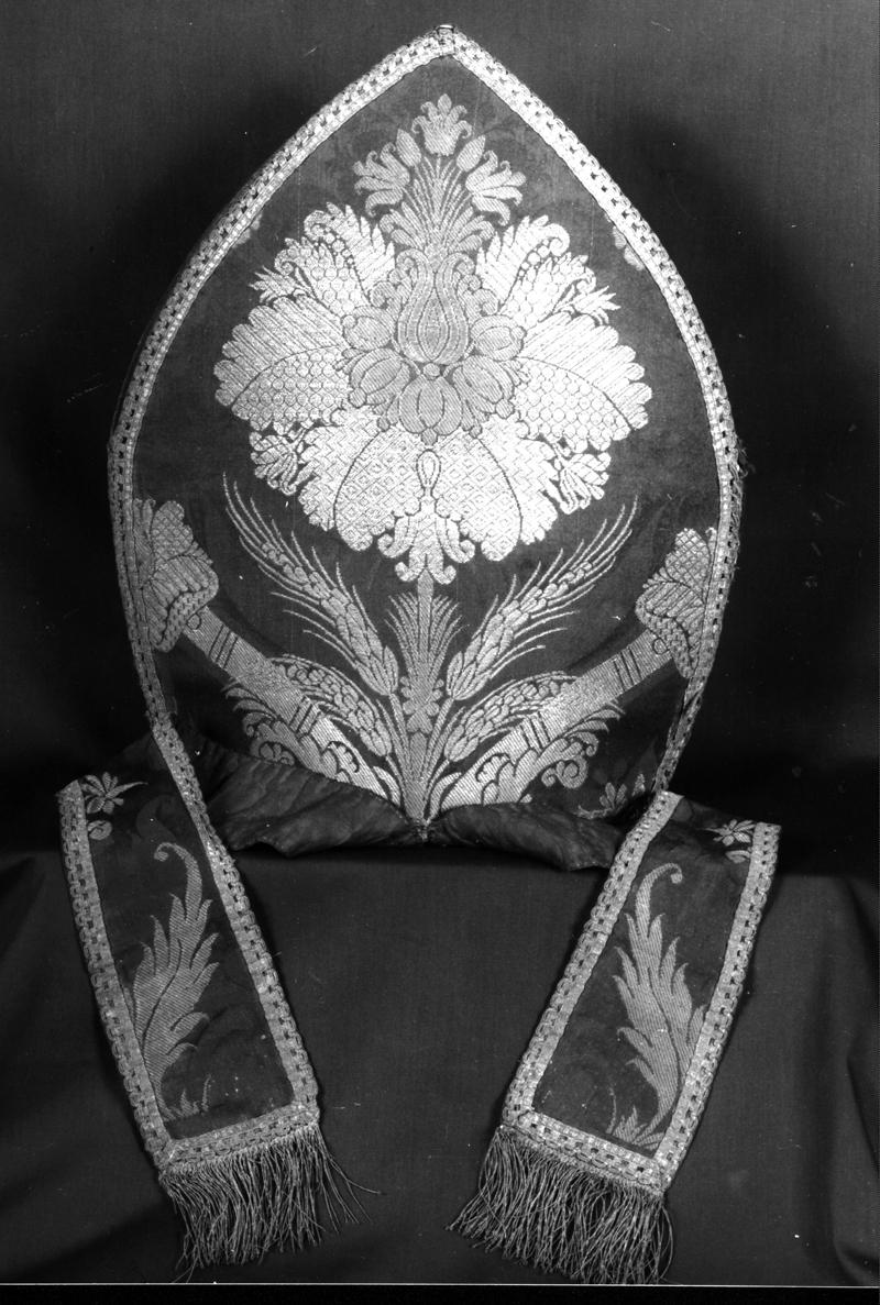 mitria - manifattura veneziana (fine/inizio secc. XVII/ XVIII)