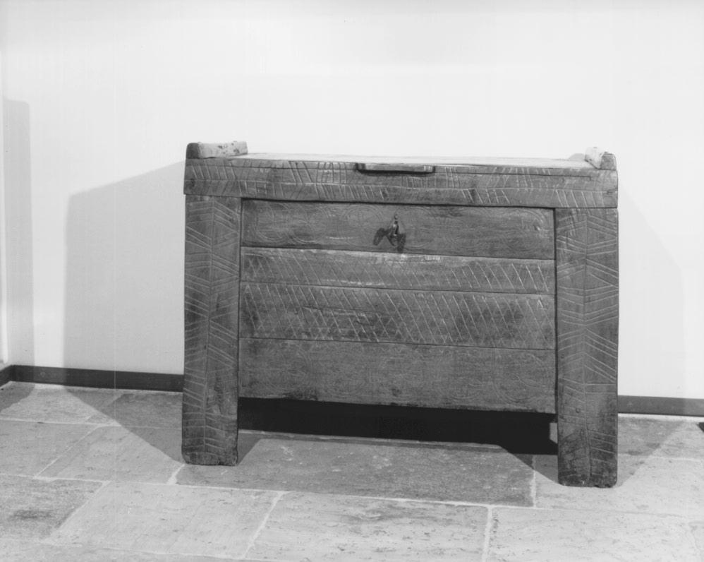 cassapanca - ambito veneto (secc. XVI/ XVII)