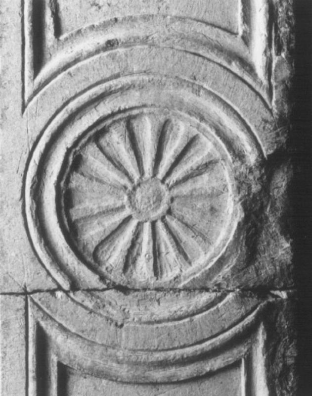 motivi decorativi geometrico (rilievo) di Lorenzo Da Bologna, Abbati Pietro Antonio (sec. XV)