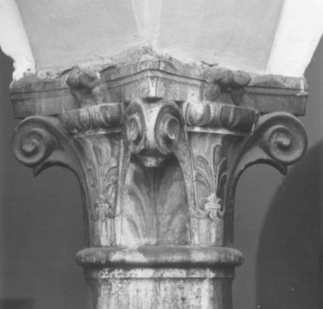 ovoli/ palmette/ acanto/ volute (capitello) di Giuliano Da Porlezza, Luca Da Fiume (sec. XV)