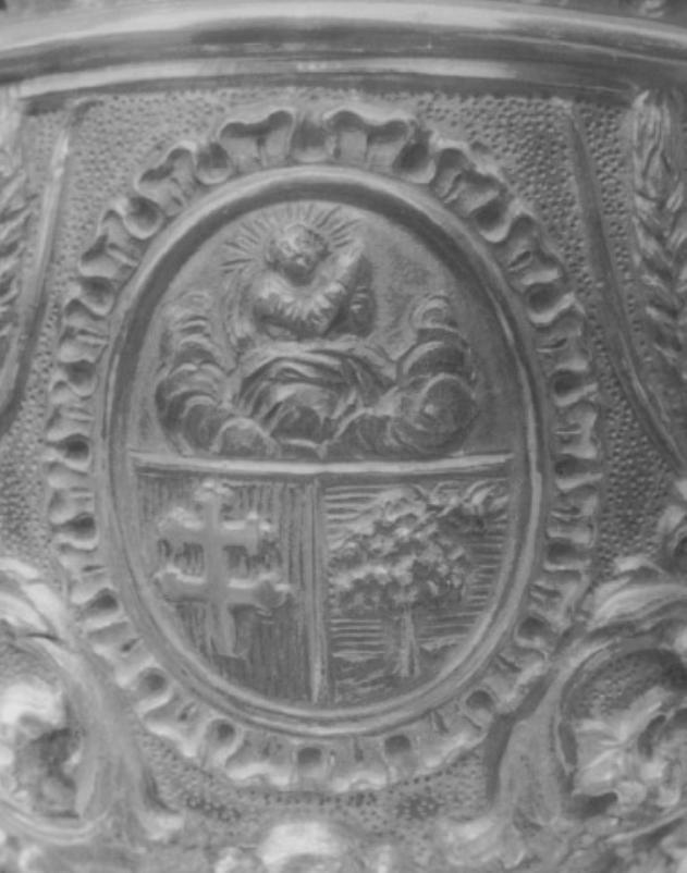 stemma vescovile di geremia Bonomelli Vescovo di Cremona nel 1888 (rilievo) di Sommi Napoleone (bottega), Sommi Antonio (bottega) (sec. XIX)
