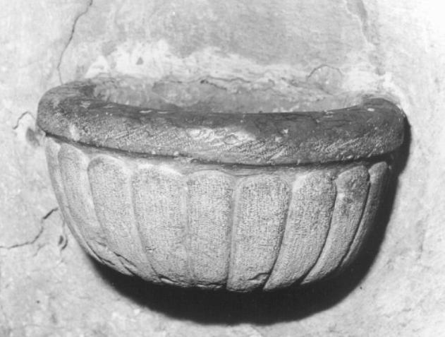 acquasantiera da parete - ambito veneto (seconda metà sec. XVII)