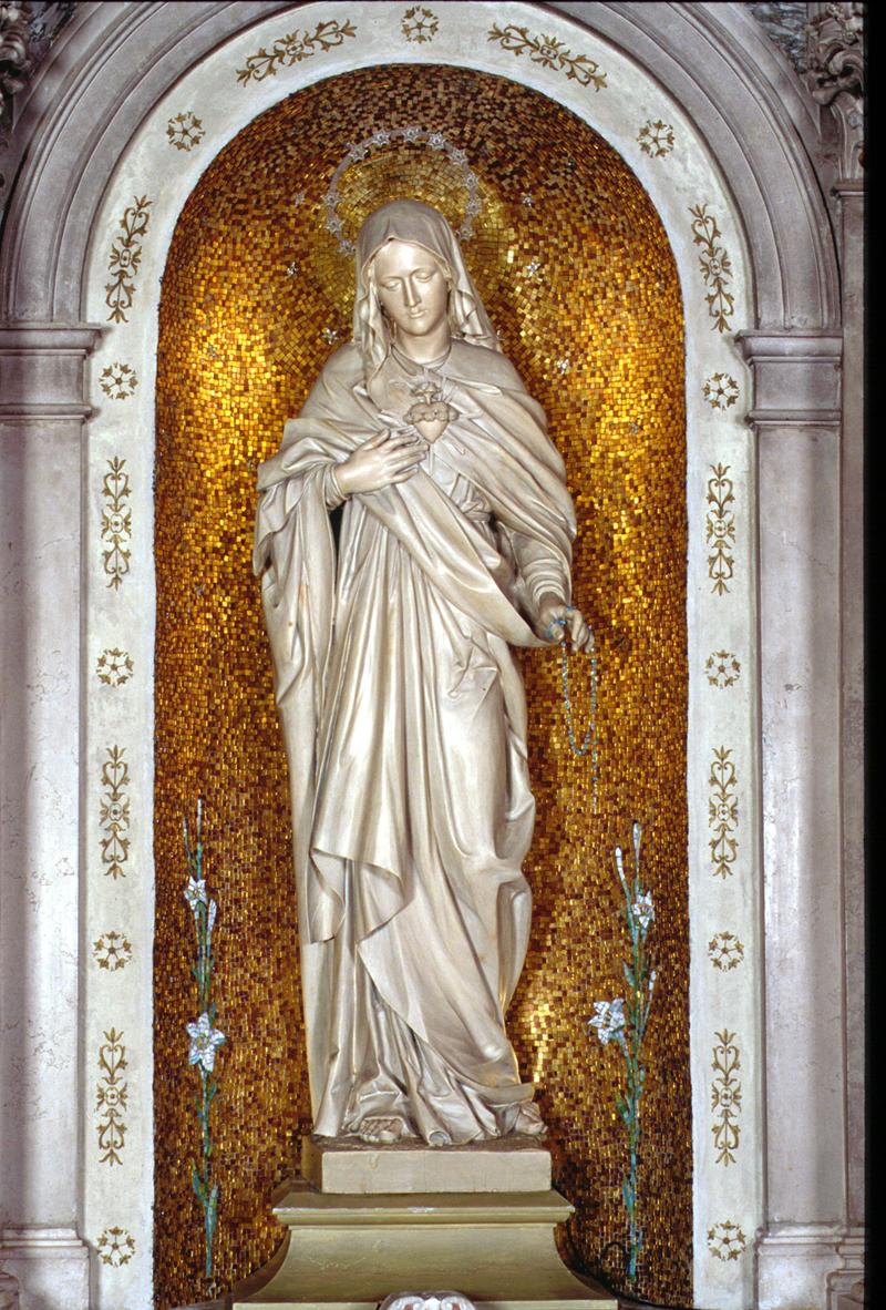 Madonna del Rosario (scultura, elemento d'insieme) di Martiner Francesco (attribuito) - ambito veneto (sec. XX)
