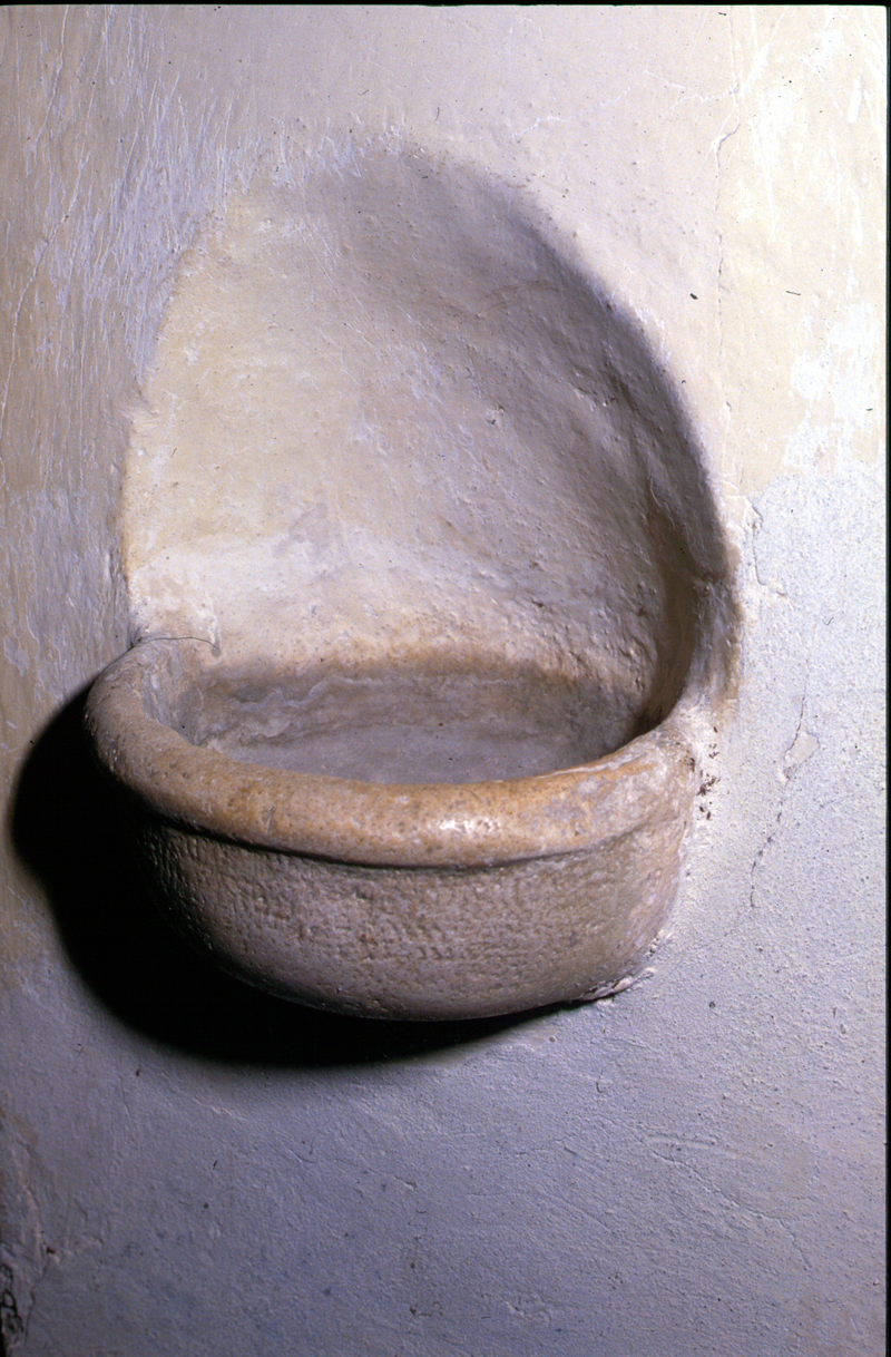 acquasantiera da parete - manifattura veneta (fine/inizio secc. XVIII/ XIX)