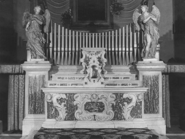 motivi vegetali/ cherubini (altare maggiore) - ambito veneto (sec. XVIII)