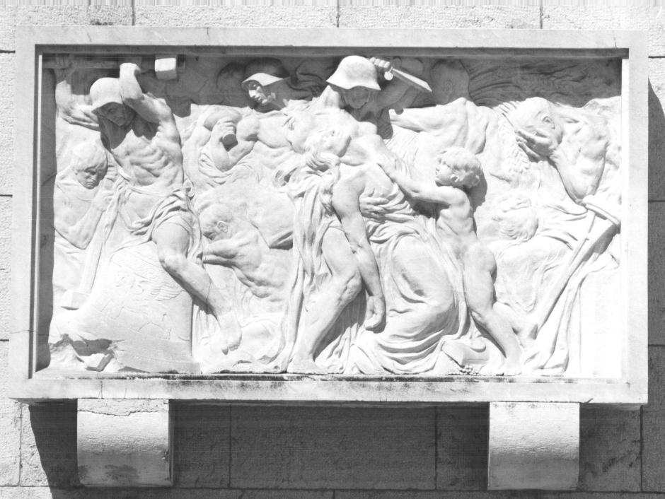 La barbarie nemica sul suolo della Patria (24 ottobre 1917) (rilievo, complesso decorativo) di Mascherini Marcello (sec. XX)