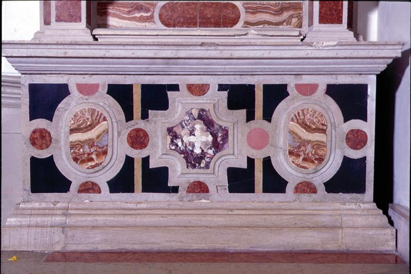 paliotto, elemento d'insieme - manifattura veneta (sec. XVIII)