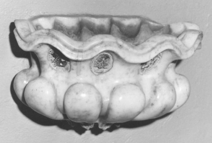acquasantiera - ambito veneto (sec. XVIII)
