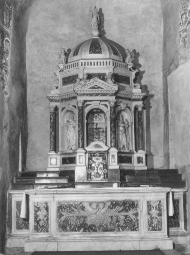 altare maggiore di Banardinelli Domenico (sec. XVIII)