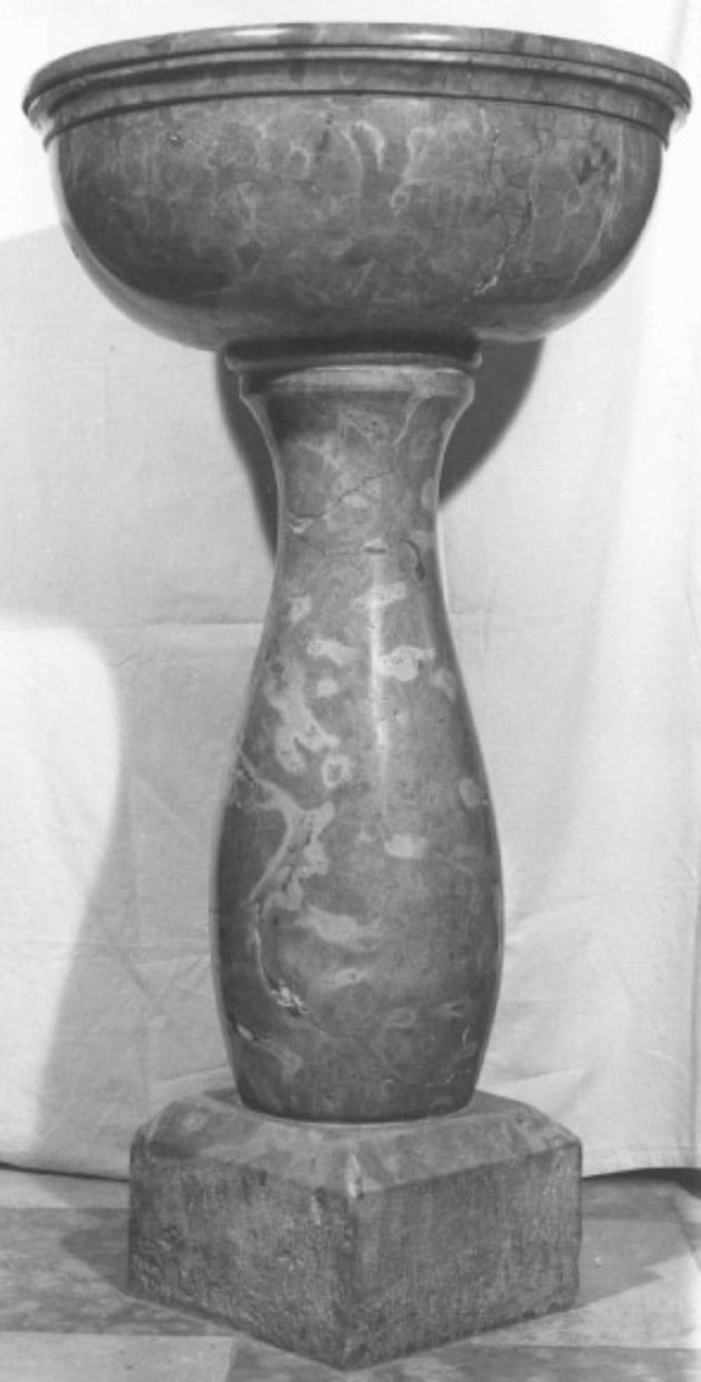 acquasantiera - ambito veneto (sec. XVI)