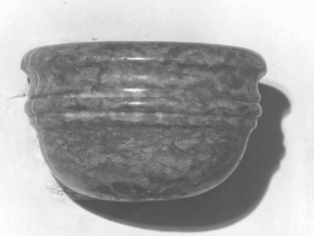 acquasantiera da parete - ambito veneto (sec. XVII)