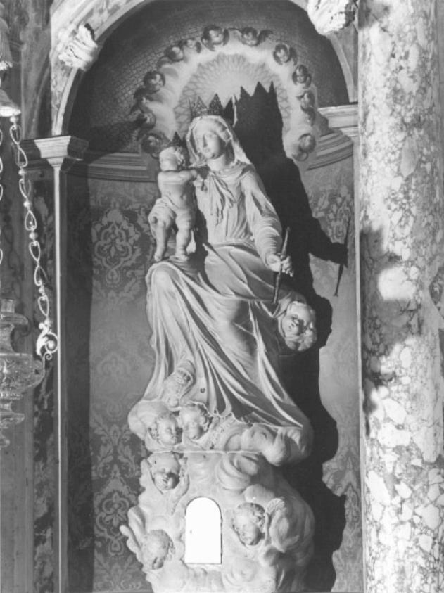Madonna con Bambino (scultura) di Le Court Giusto (maniera) (seconda metà sec. XVII)
