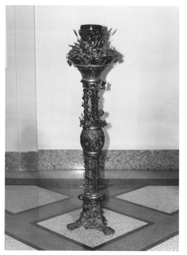 candeliere d'altare - ambito italiano (secondo quarto sec. XX)