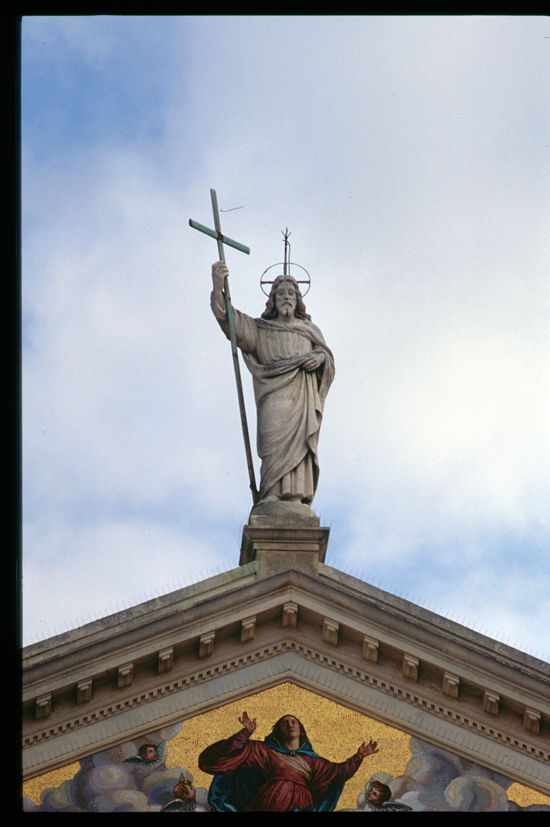 Cristo trionfante (scultura) di Colpo Umberto - ambito veneto (sec. XX)