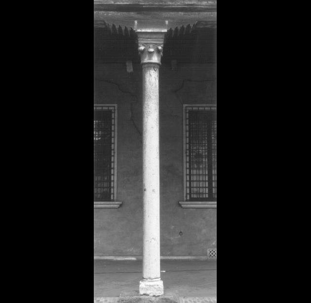 colonna - ambito veneto (sec. XIV)