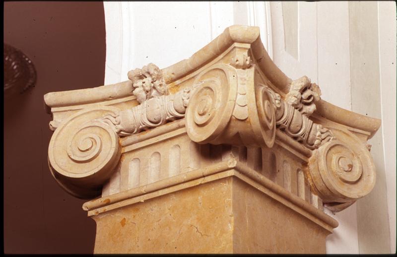 capitello - manifattura veneta (ultimo quarto sec. XVIII)
