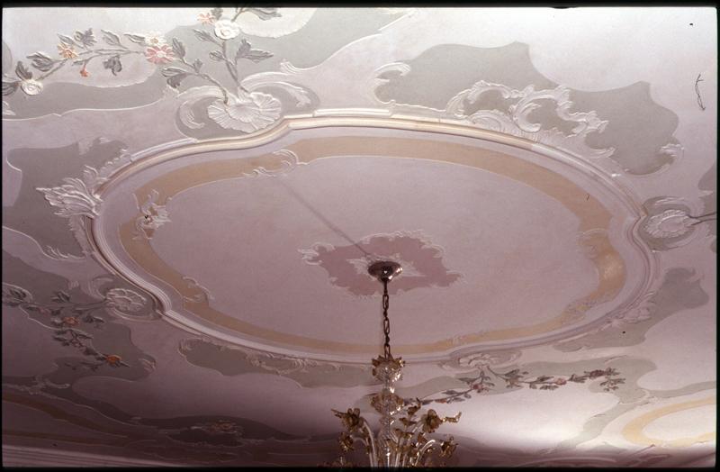 motivi decorativi geometrici stilizzati (decorazione plastica) - manifattura veneta (ultimo quarto sec. XVIII)