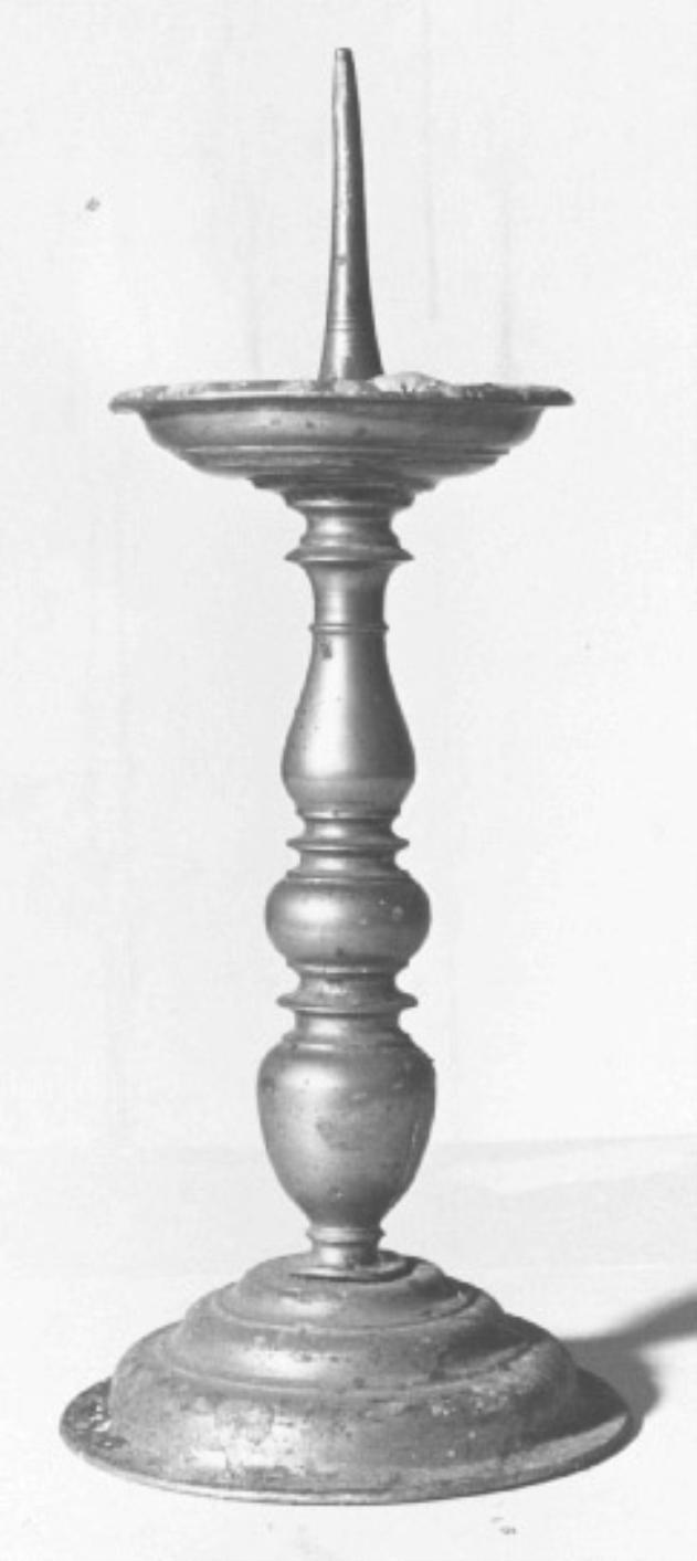 candeliere d'altare - manifattura veneta (sec. XVIII)