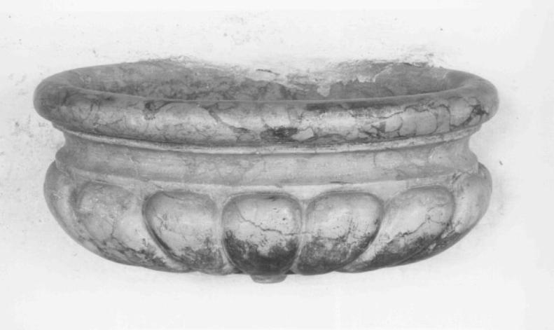 acquasantiera - produzione veneta (sec. XVII)
