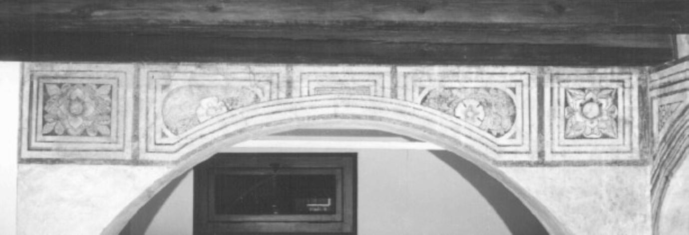 motivi decorativi fitomorfi/ motivi architettonici (dipinto) - ambito trevigiano (?) (prima metà sec. XV)