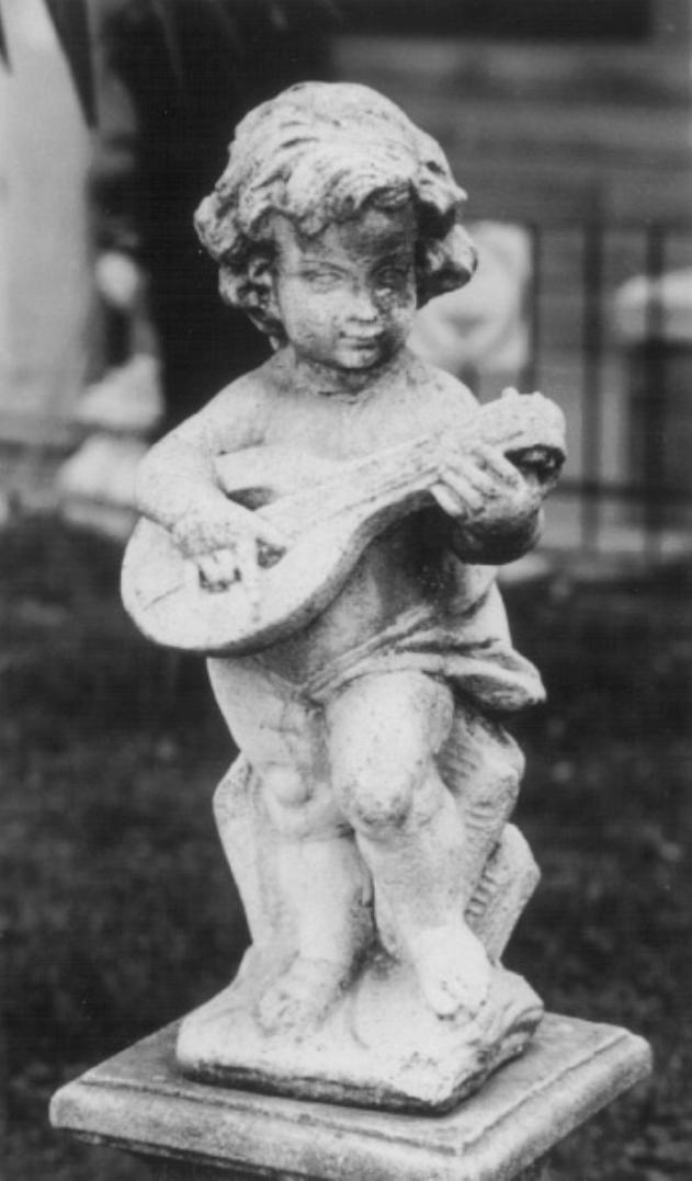 putto con Liuto (statua) - ambito veneto (secc. XIX/ XX)