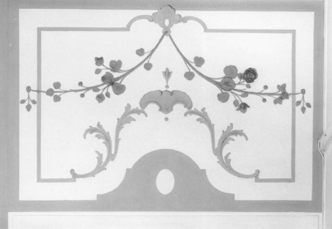 motivi decorativi geometrici con volute fitomorfe e rami fioriti (decorazione plastica) - ambito veneto (sec. XVIII)