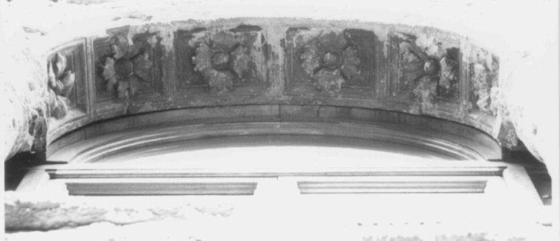 motivi decorativi a cassettoni con rosette (decorazione plastica) di Lombardo Pietro (sec. XV)