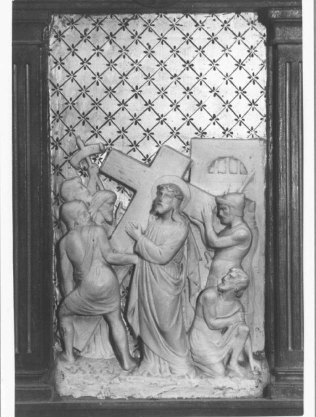 stazione II: Gesù caricato della croce (rilievo) - ambito veneto (seconda metà sec. XIX)