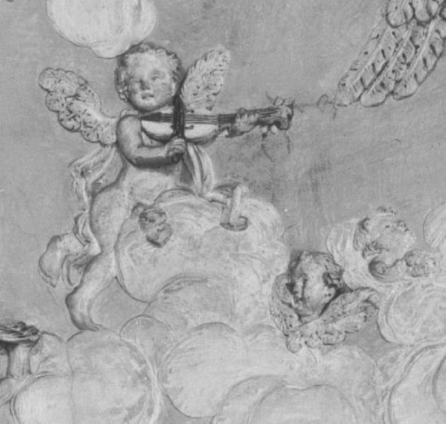 angioletto con violino/ cherubini (decorazione plastica) di Parodi Filippo (maniera) (fine/inizio secc. XVII/ XVIII)