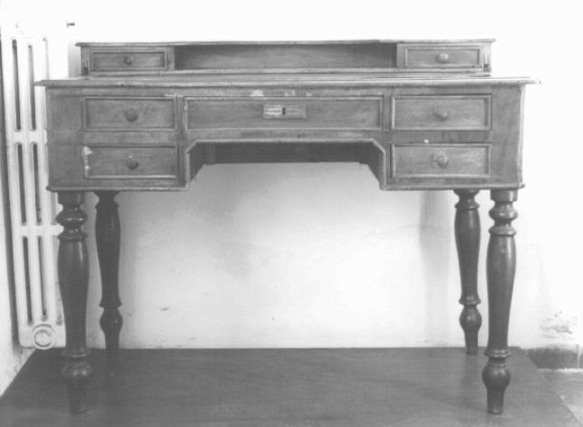 scrittoio - produzione veneta (primo quarto sec. XX)