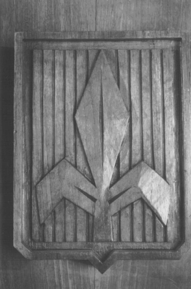 stemma comunale di Trieste (rilievo) di Ponti Gio, Polidoro Eligio (sec. XX)