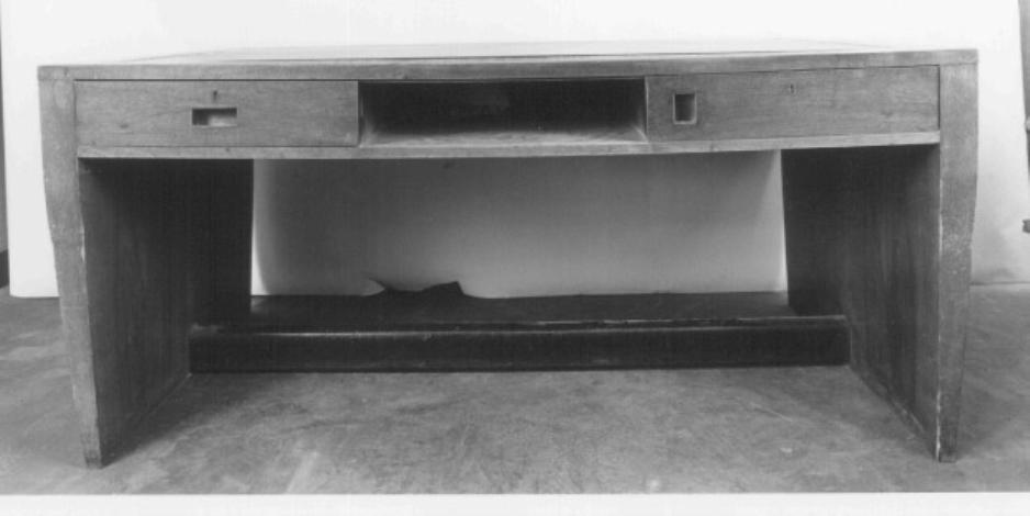 tavolo di Ponti Gio (sec. XX)