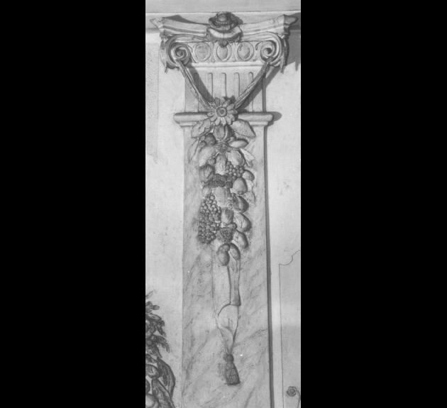 motivi decorativi a fiori e frutti (decorazione plastica) - ambito feltrino (sec. XVIII)