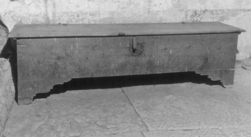 cassapanca - ambito bellunese (prima metà sec. XVII)