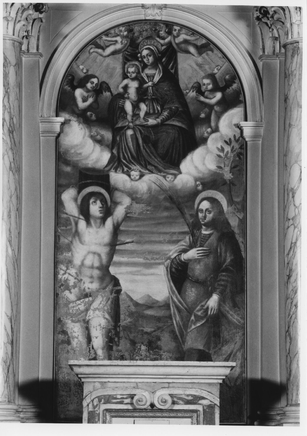 Madonna con Bambino in trono tra San Sebastiano e santo martire (dipinto) - ambito veneto (prima metà sec. XVII)
