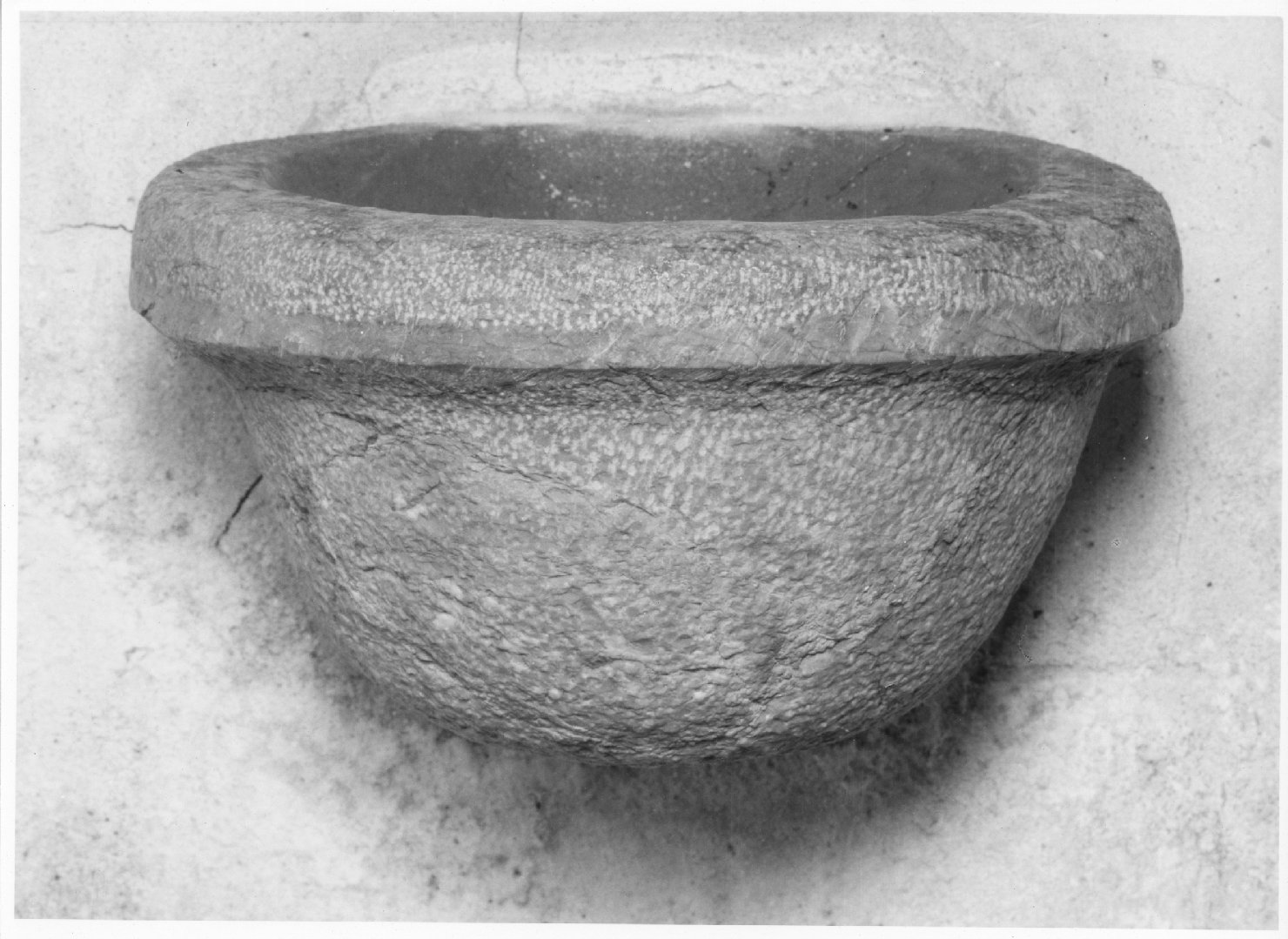 acquasantiera - da parete - ambito bellunese (fine sec. XIX)