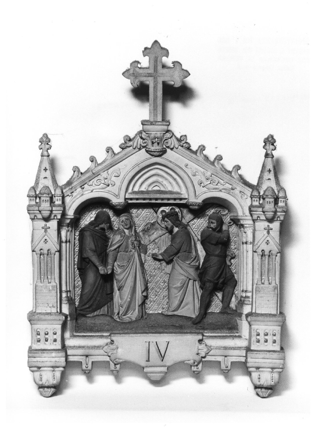 stazione IV: Gesù incontra la Madonna (rilievo) - ambito veneto (sec. XIX)