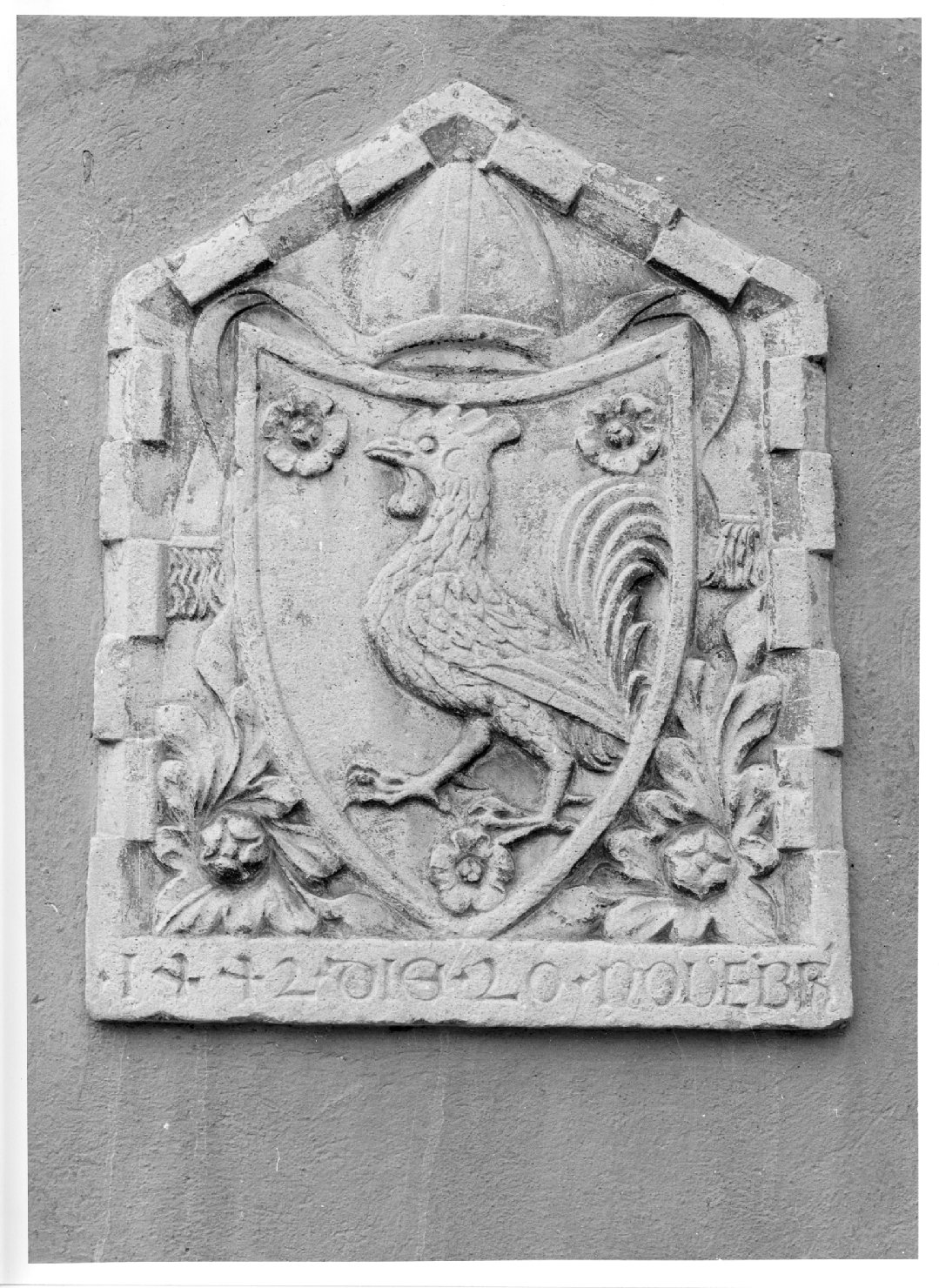 stemma vescovile di Giovanni Capogalli (rilievo) - ambito veneto (sec. XV)