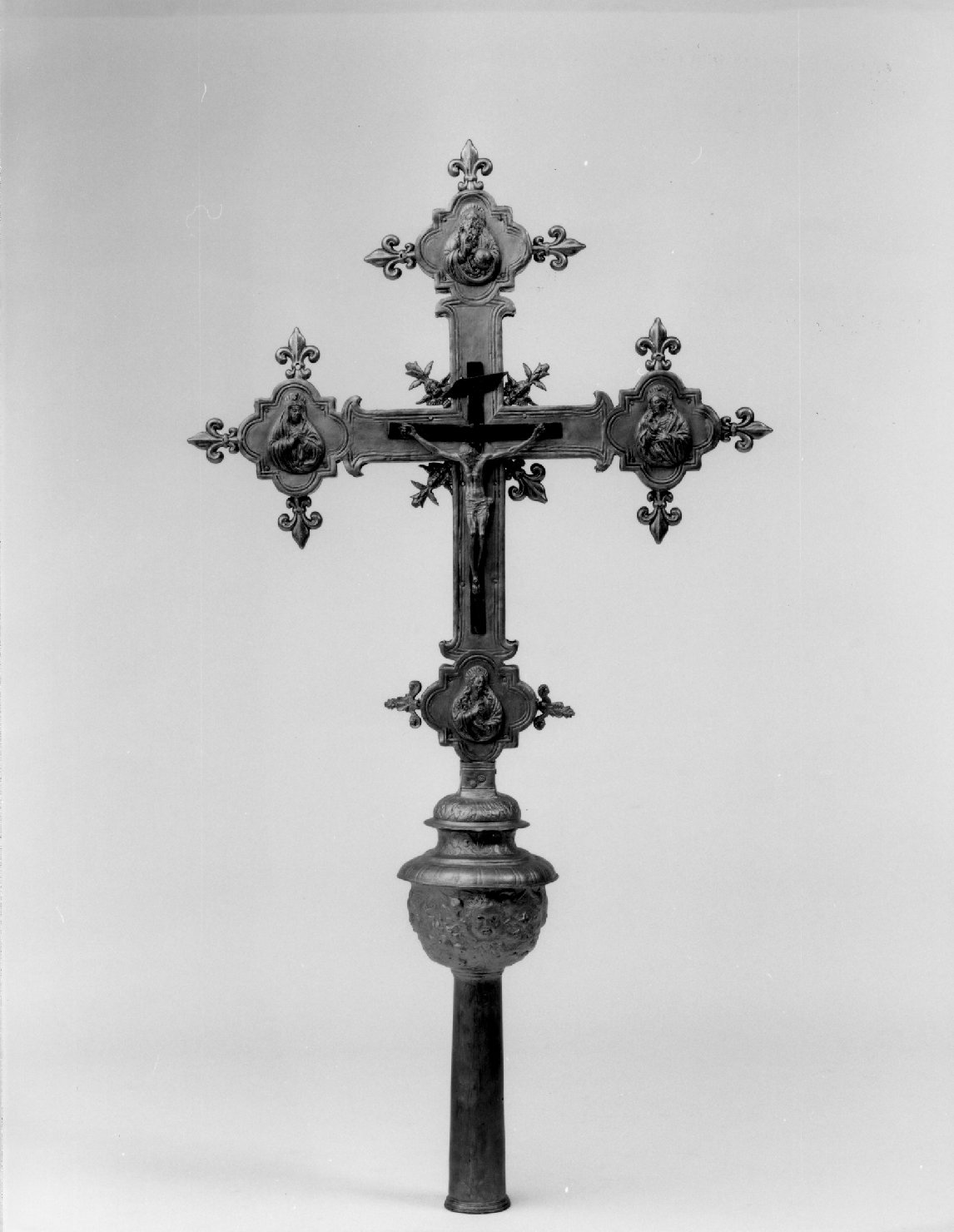 croce processionale - ambito veneto (fine/inizio secc. XVII/ XVIII)